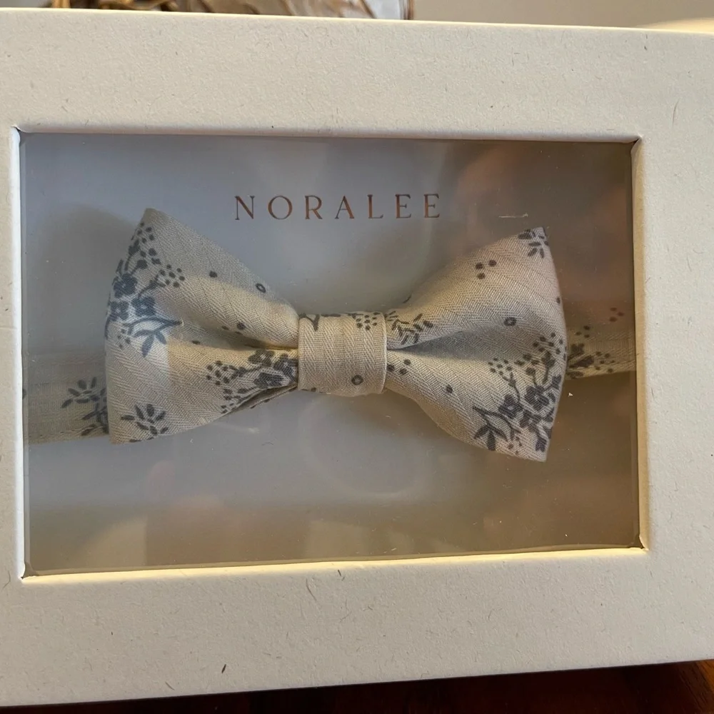 Noralee taupe floral Bow Tie NWT